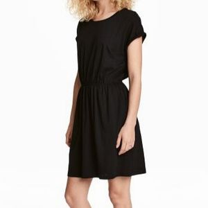 Short Sleeves Black Jersey Dress